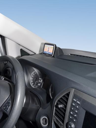 KUDA for Mercedes Vito since 2014 (on left) 